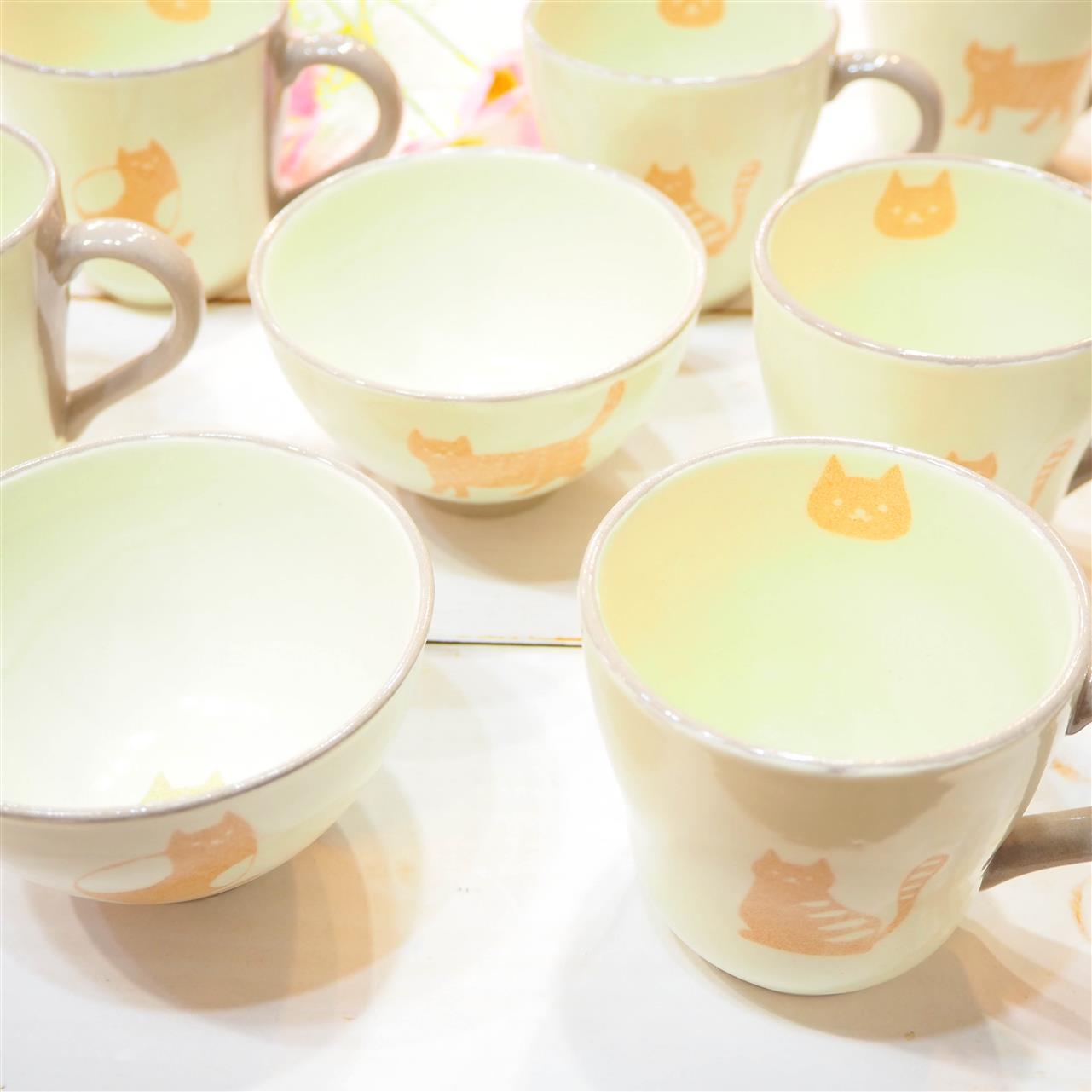 “クラフトマンハウス”陽だまり猫 器