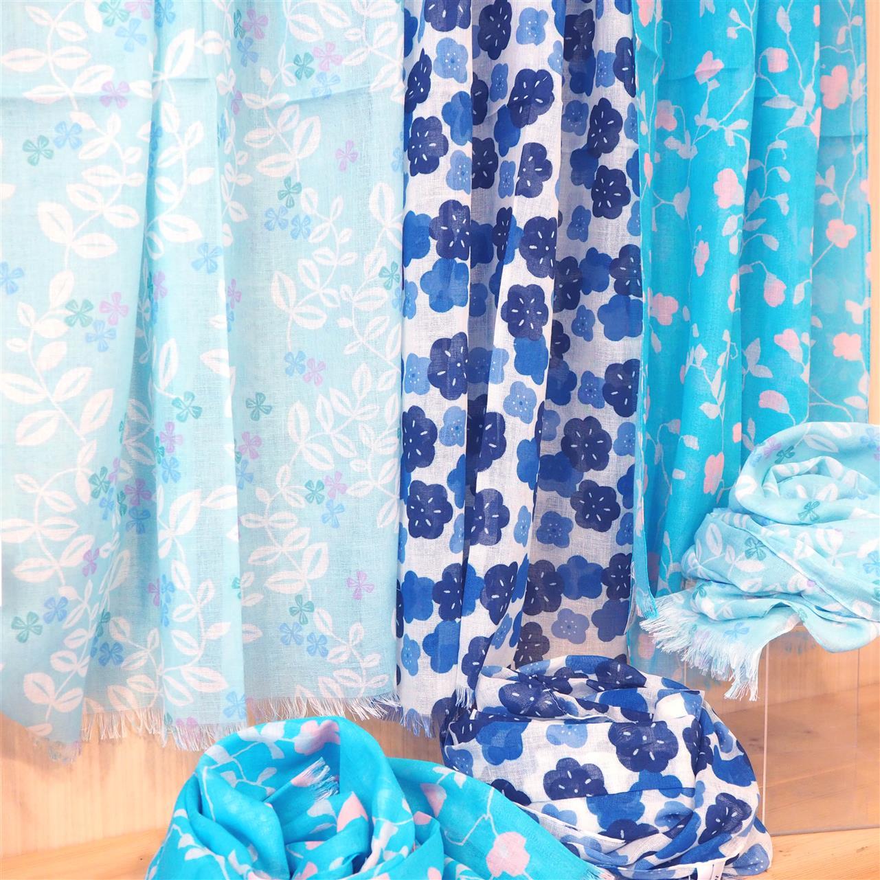 ふんわりとやわらかい 色鮮やかなガーゼストール♪